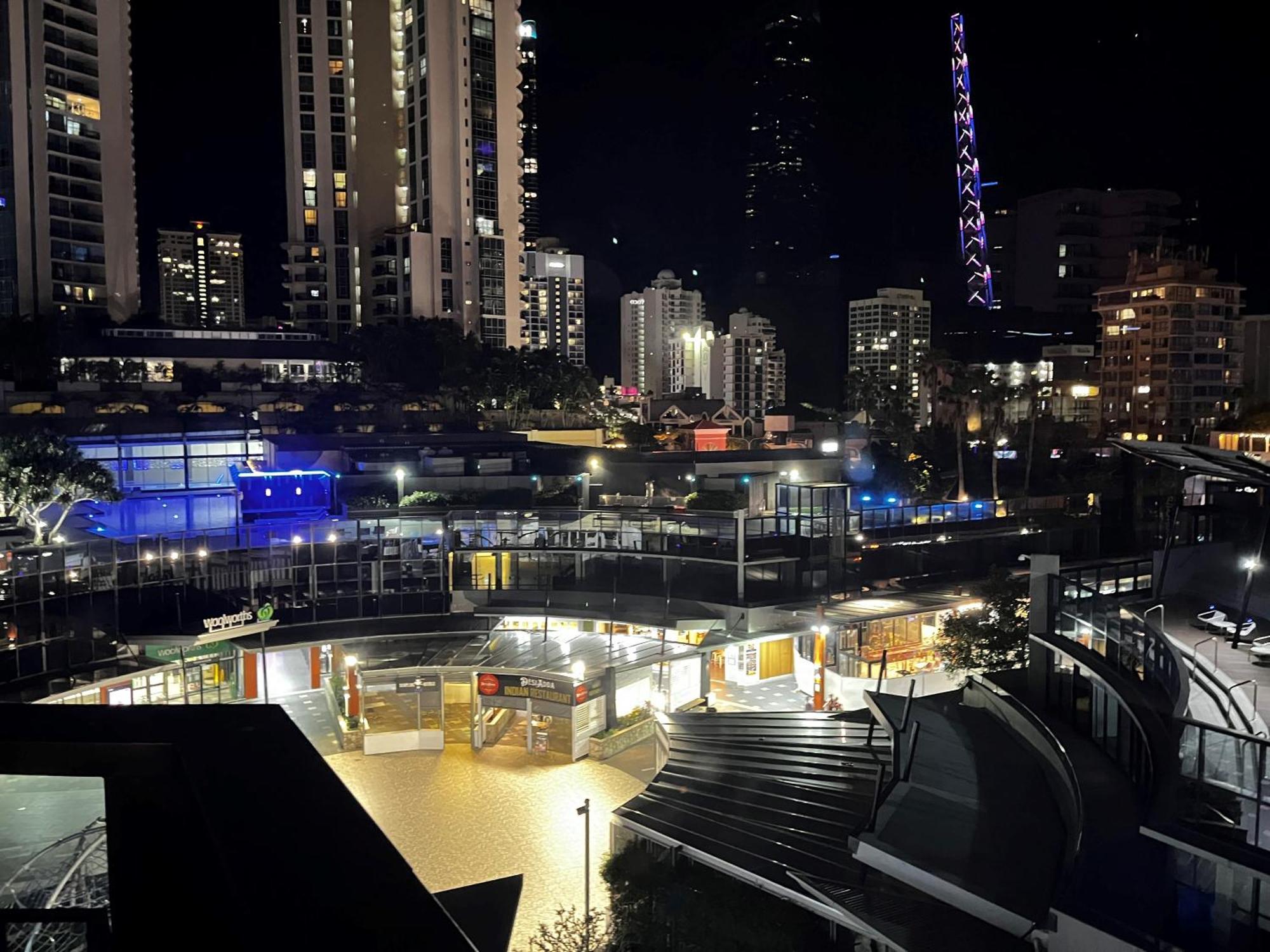 Circle On Cavil Holidays Gold Coast