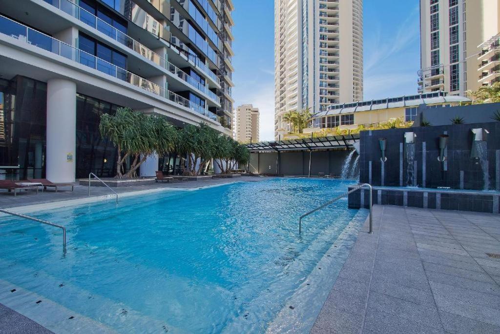 Apartment Circle On Cavil Holidays
