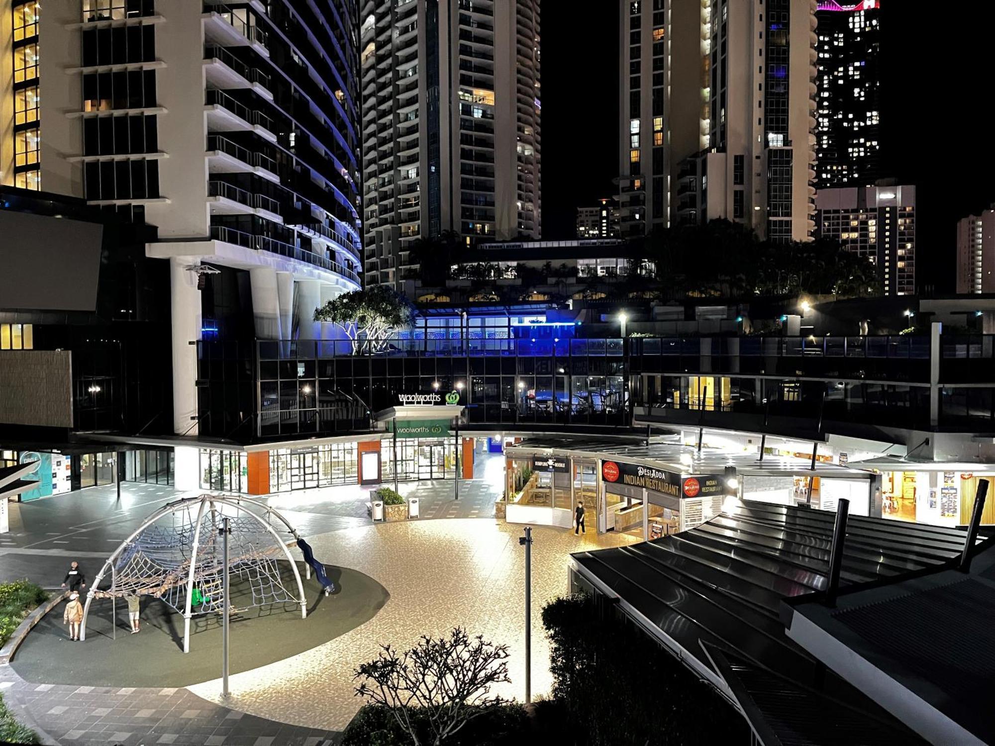 Circle On Cavil Holidays * Gold Coast